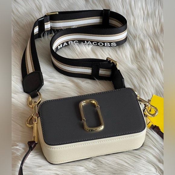 Marc Jacobs The Snapshot - Picture 7 of 16